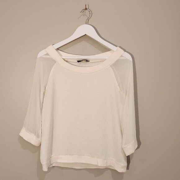 Vertigo Paris Tops - Vertigo Sheer Sleeve Cream Raglan Style 3/4 Sleeve Shirt - Size S